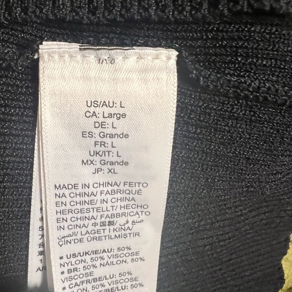 Black Cropped Ribbed Sweetheart Neckline Sweater - Size L (NWT) - Picture 6 of 9